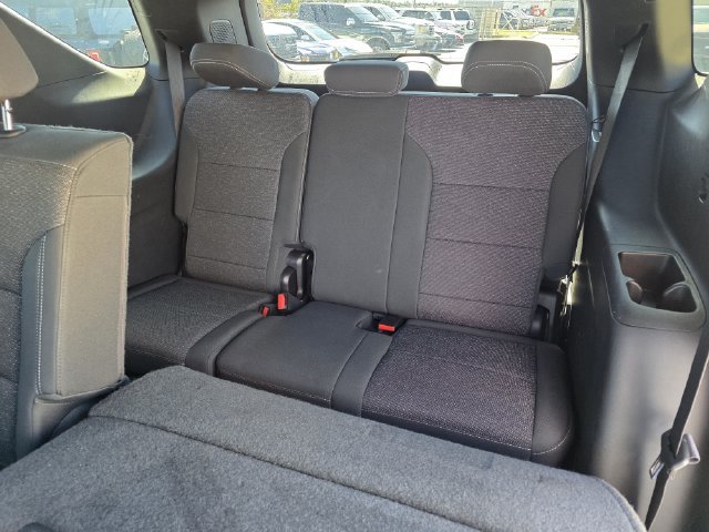 Used 2024 Chevrolet Traverse LS FWD image 20