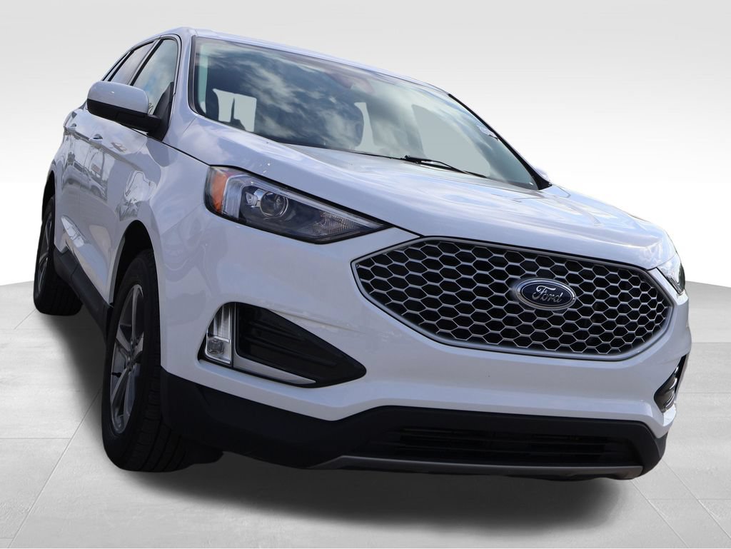 Certified 2024 Ford Edge SEL w/ Convenience Package AWD/4WD image 8