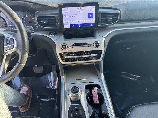 Certified 2023 Ford Explorer XLT w/ Equipment Group 202A image 16