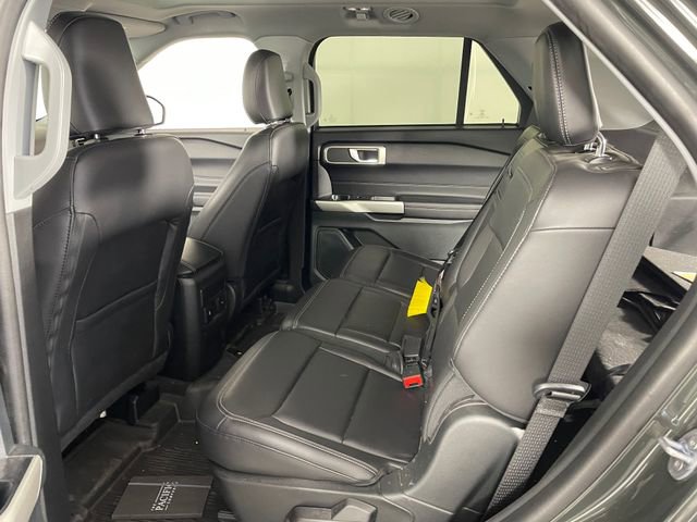 Certified 2023 Ford Explorer XLT w/ Equipment Group 202A AWD/4WD image 13