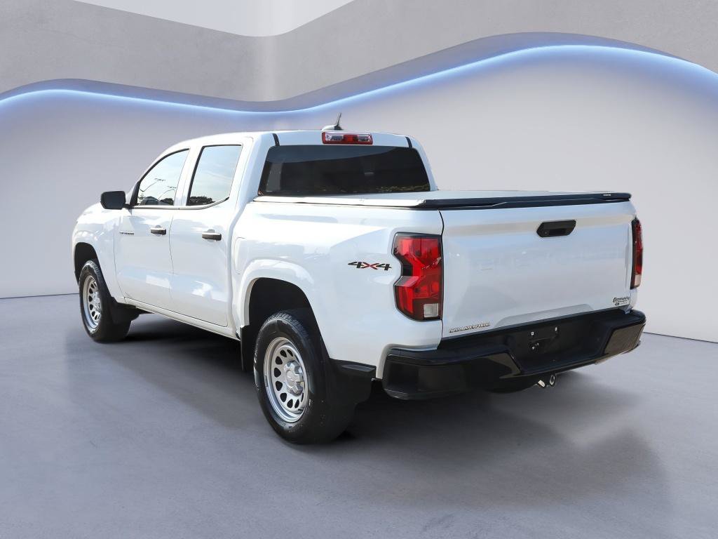 Used 2024 Chevrolet Colorado W/T AWD/4WD image 5