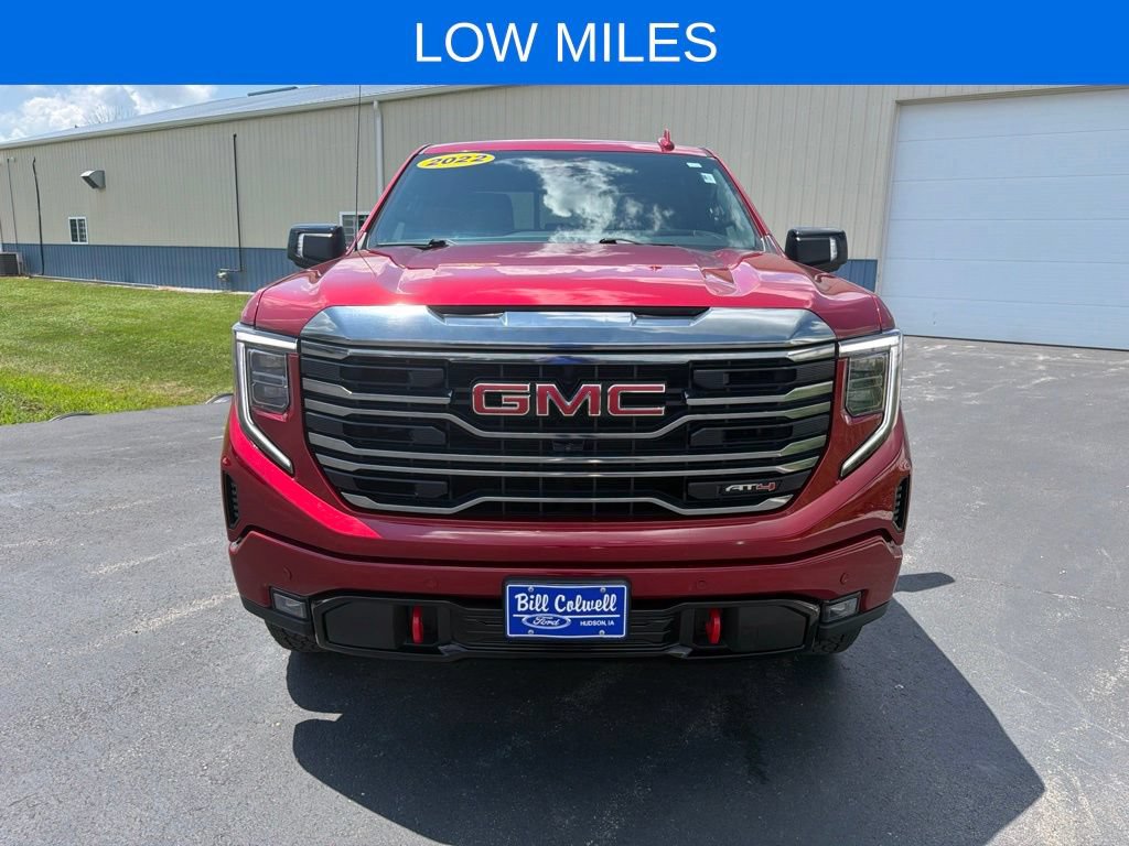 Used 2022 GMC Sierra 1500 AT4 w/ AT4 Premium Package AWD/4WD image 9