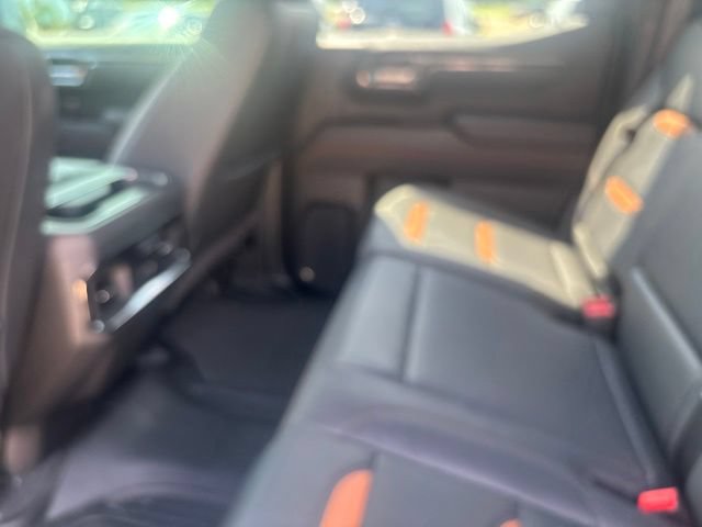 Used 2025 GMC Sierra 1500 AT4 w/ Technology Package AWD/4WD image 16