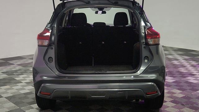 Used 2024 Nissan Kicks SV image 20