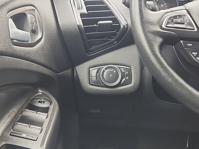 Certified 2019 Ford Escape Titanium image 12