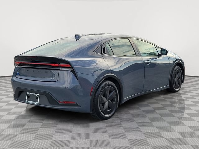Used 2024 Toyota Prius LE FWD image 5