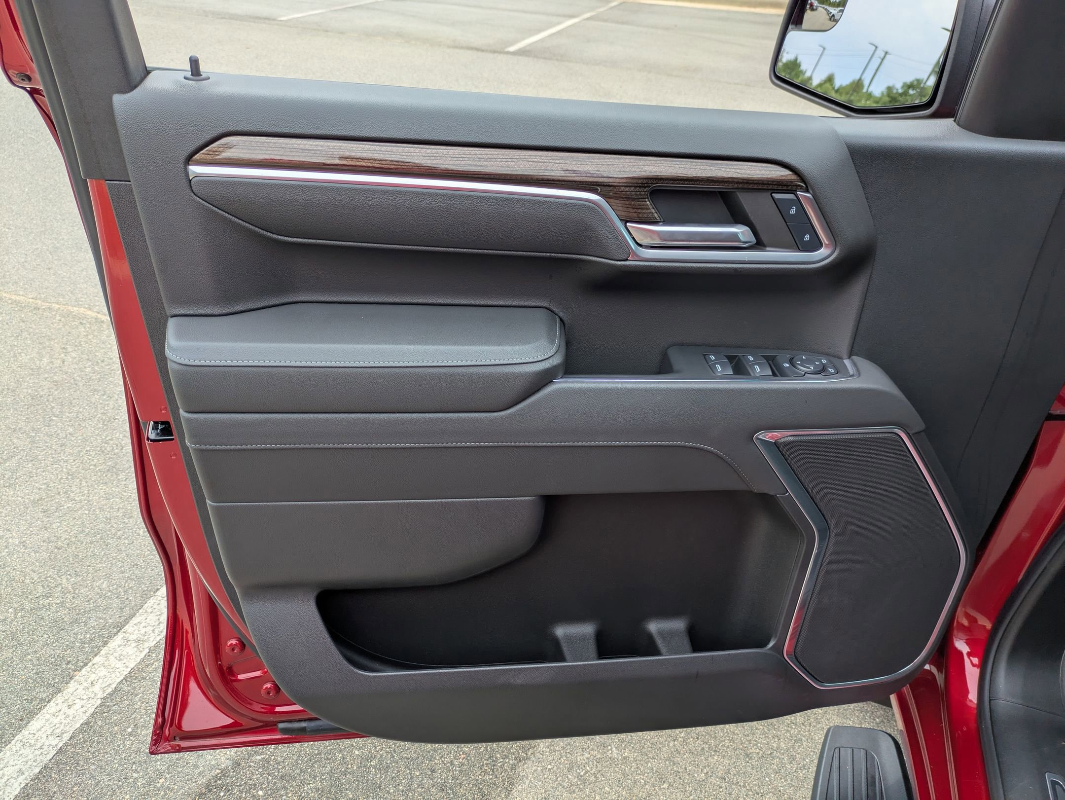 Used 2024 Chevrolet Silverado 1500 RST image 16