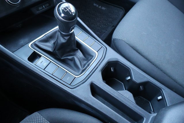 Used 2021 Volkswagen Jetta S image 28