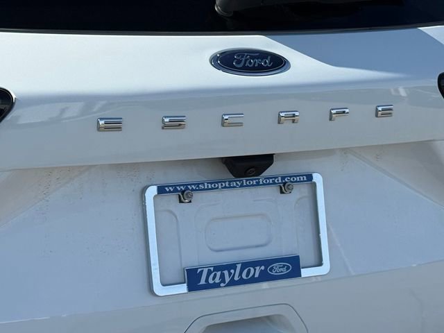 Certified 2022 Ford Escape SEL image 30