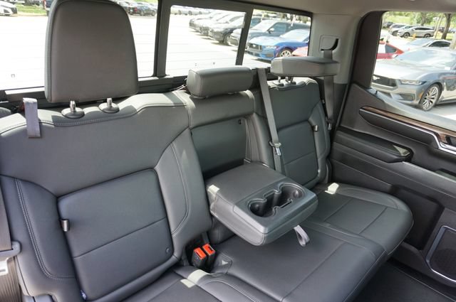 Used 2024 Chevrolet Silverado 1500 RST w/ Convenience Package II RWD image 27