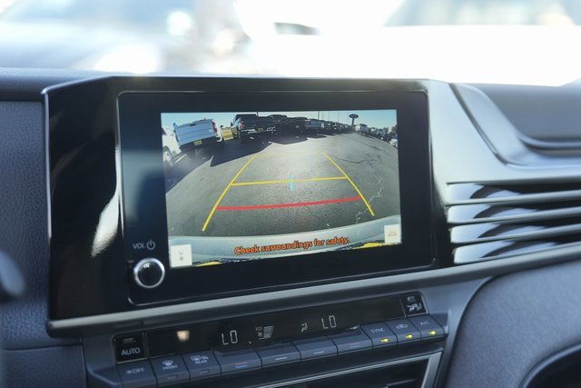 Used 2025 Toyota Camry LE image 26