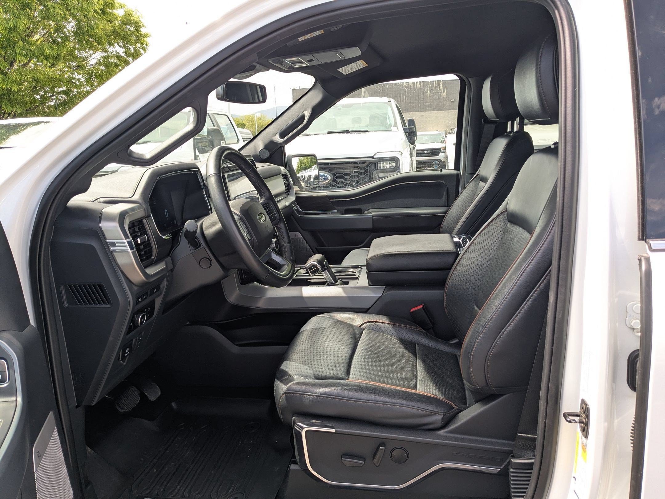 Certified 2024 Ford F150 Lariat w/ Tow/Haul Package AWD/4WD image 19