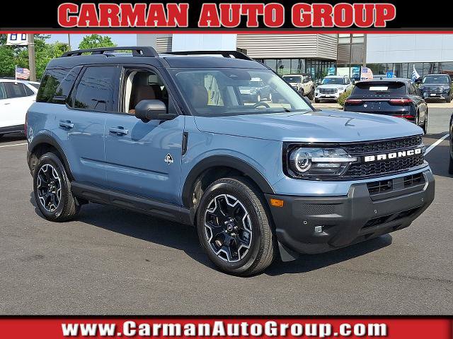 Certified 2025 Ford Bronco Sport Outer Banks w/ Outer Banks Tech Package+ AWD/4WD image 1