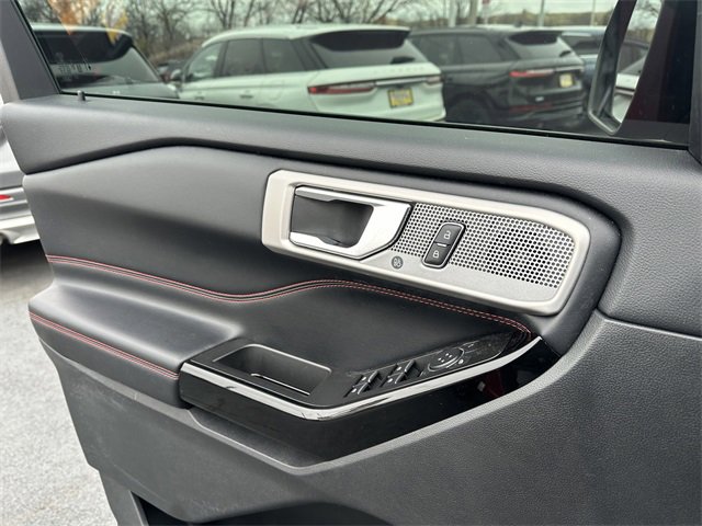 Certified 2022 Ford Explorer ST-Line image 31