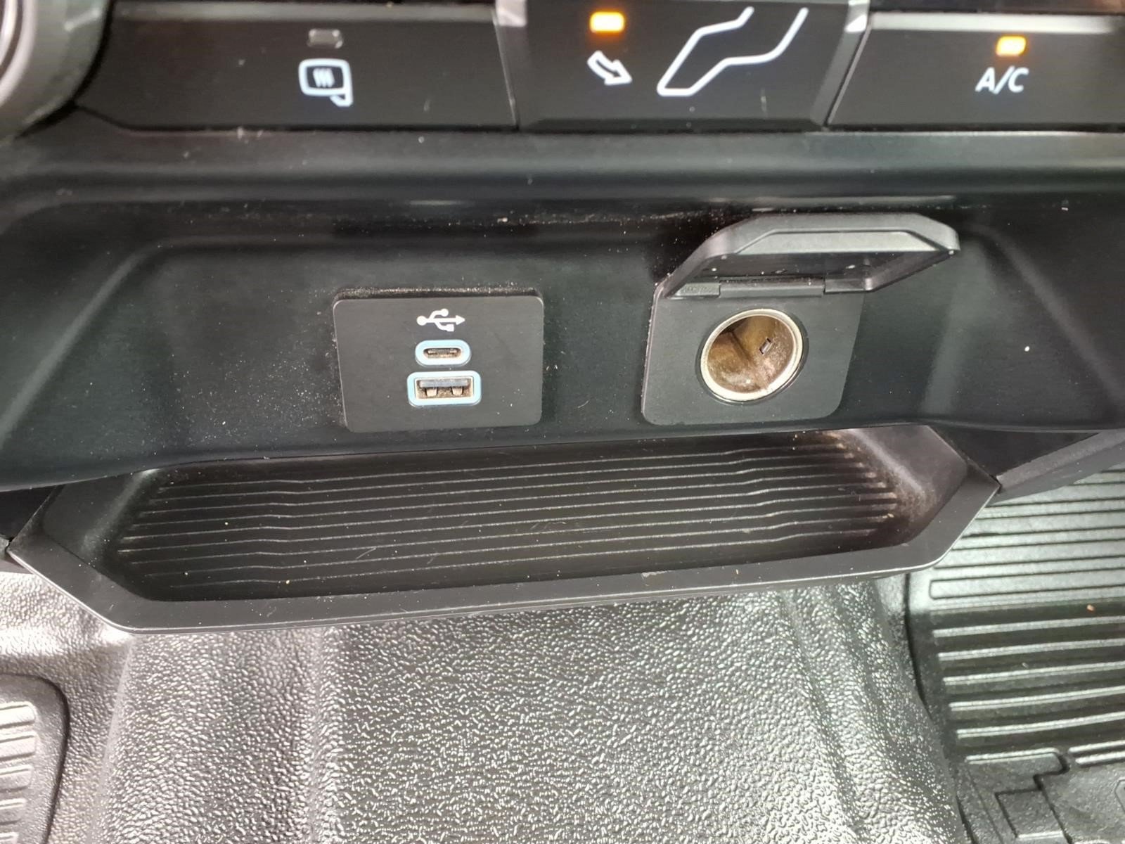 Certified 2026 Ford F250 XL AWD/4WD image 29