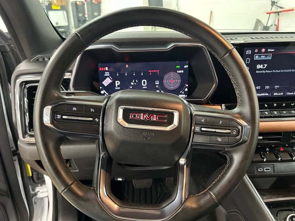 Used 2024 GMC Canyon AT4 w/ Canyon Safety Plus Package AWD/4WD image 16