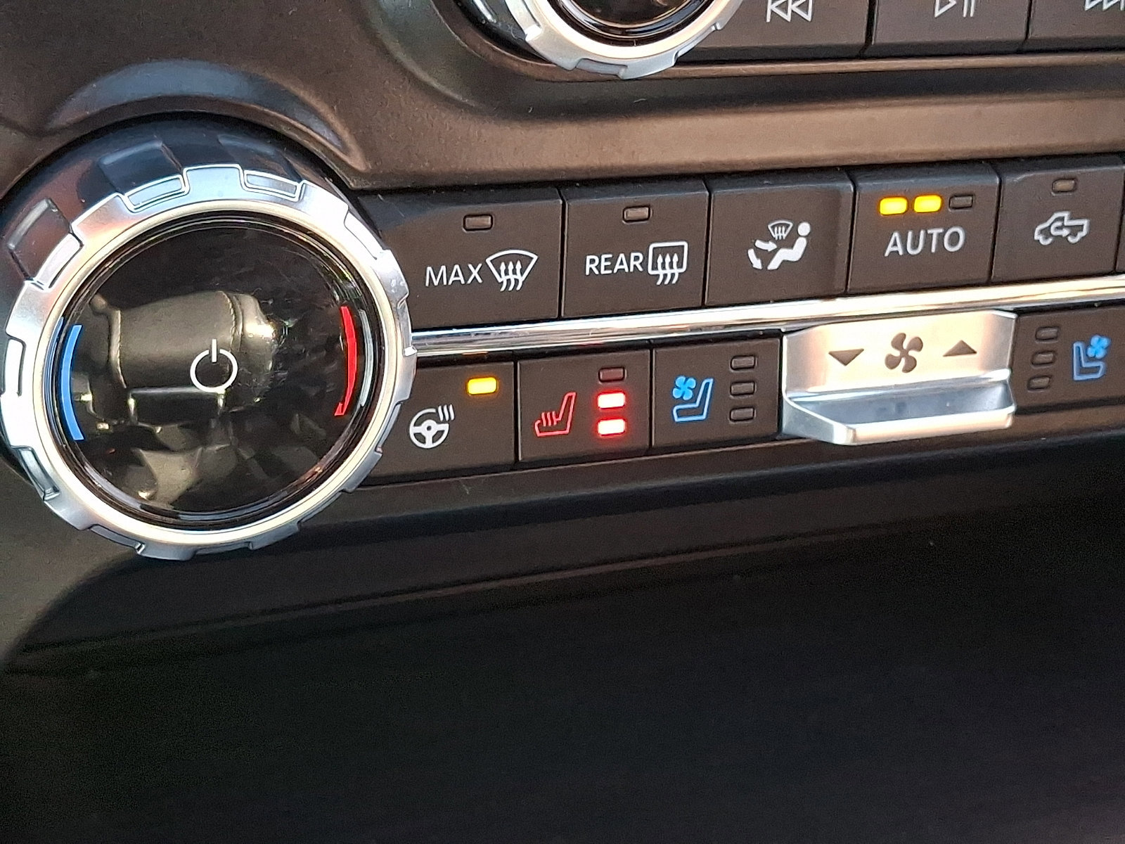 Certified 2023 Ford F150 Lariat w/ Equipment Group 502A High image 28