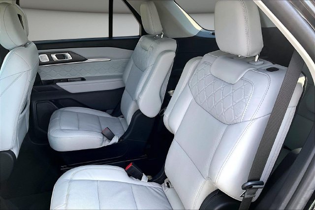 Certified 2026 Ford Explorer Platinum w/ LUX Leather Package AWD/4WD image 22