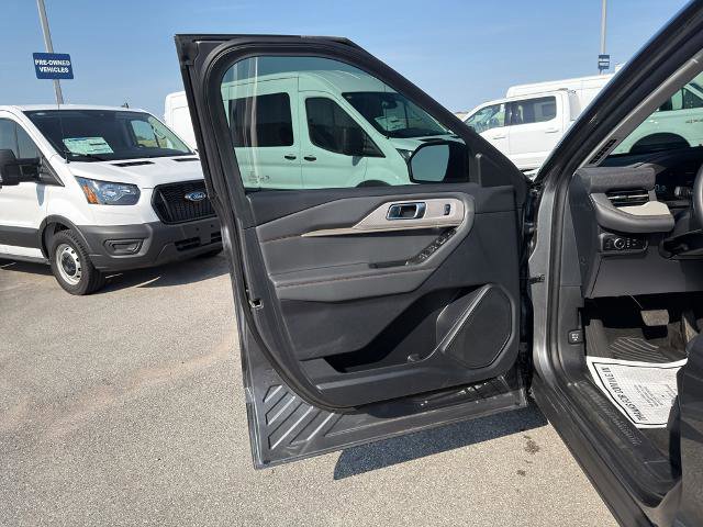 Certified 2025 Ford Explorer Active w/ Active Comfort Package RWD image 18