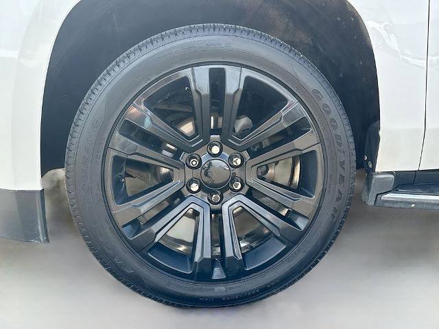 Used 2017 GMC Yukon SLE w/ Convenience Package AWD/4WD image 23