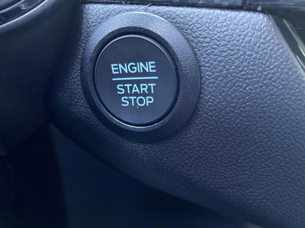 Certified 2025 Ford Escape ST-Line Select image 32