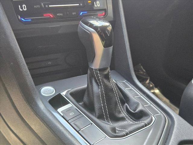 Used 2024 Volkswagen Tiguan SE FWD image 13