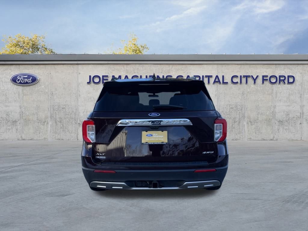 Certified 2023 Ford Explorer XLT w/ Equipment Group 202A image 4