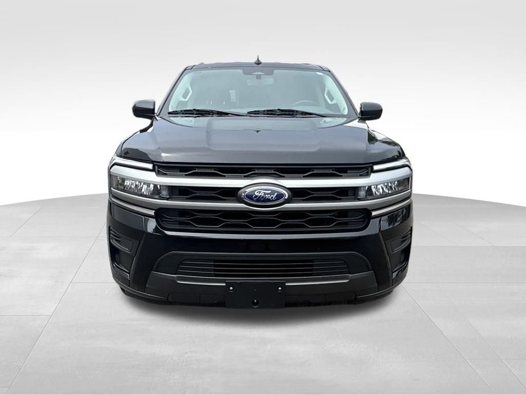 Certified 2024 Ford Expedition XLT image 8