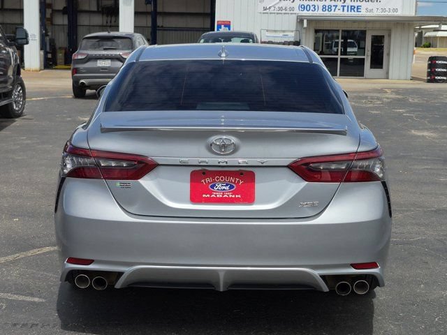 Used 2023 Toyota Camry XSE FWD image 5