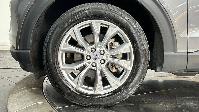 Certified 2023 Ford Explorer XLT w/ Equipment Group 202A AWD/4WD image 15