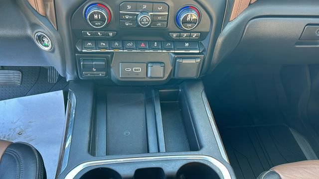 Used 2019 Chevrolet Silverado 1500 High Country w/ Technology Package image 22