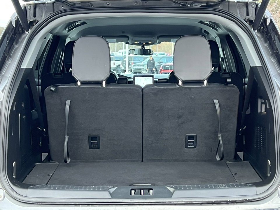Certified 2023 Ford Explorer XLT w/ Equipment Group 202A image 37