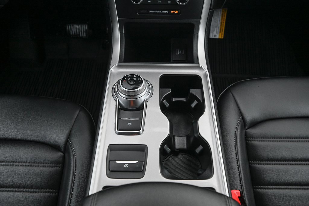 Certified 2024 Ford Edge SEL w/ Convenience Package image 39