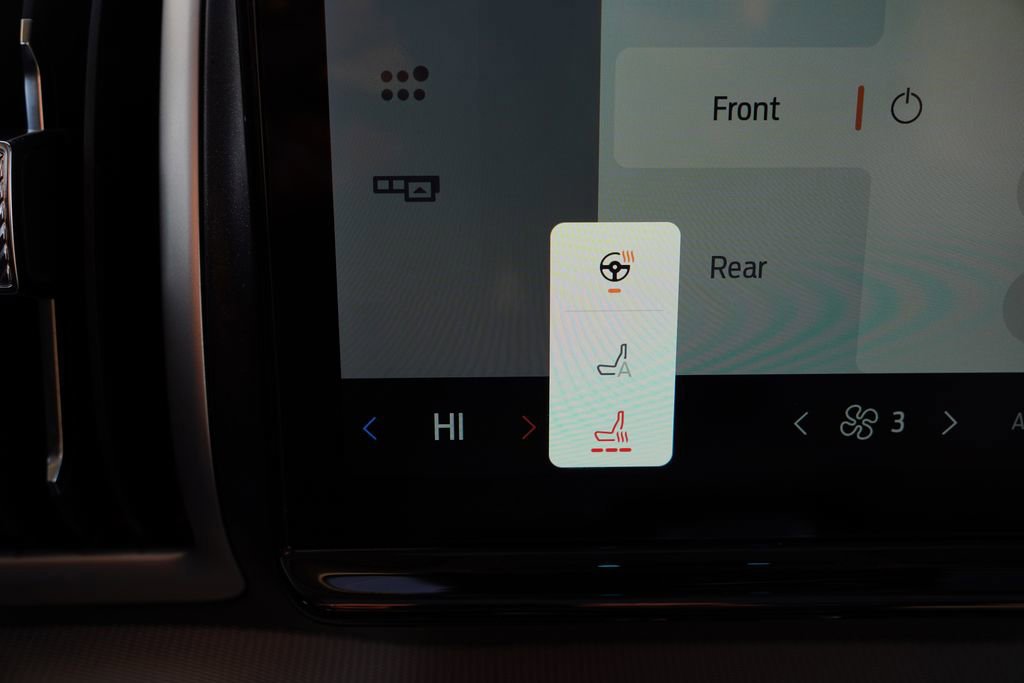 Certified 2025 Ford Expedition Active image 33