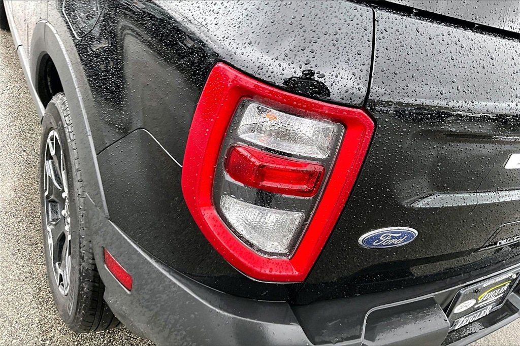 Certified 2025 Ford Bronco Sport Outer Banks w/ Outer Banks Tech Package+ image 29