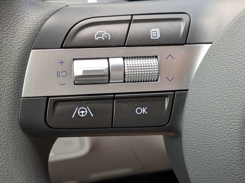 Used 2025 Hyundai Kona SE FWD image 23