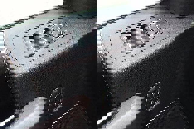 Certified 2020 Ford F150 Platinum w/ Equipment Group 701A Luxury image 19