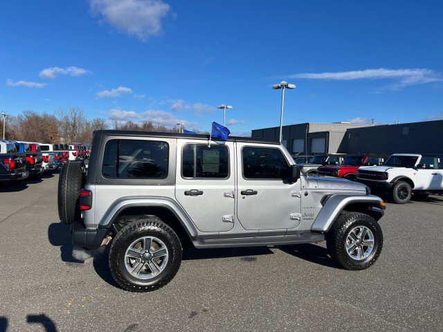 Used 2018 Jeep Wrangler Unlimited Sahara w/ Dual Top Group image 6