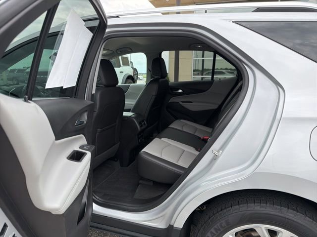 Used 2018 Chevrolet Equinox Premier AWD/4WD image 17