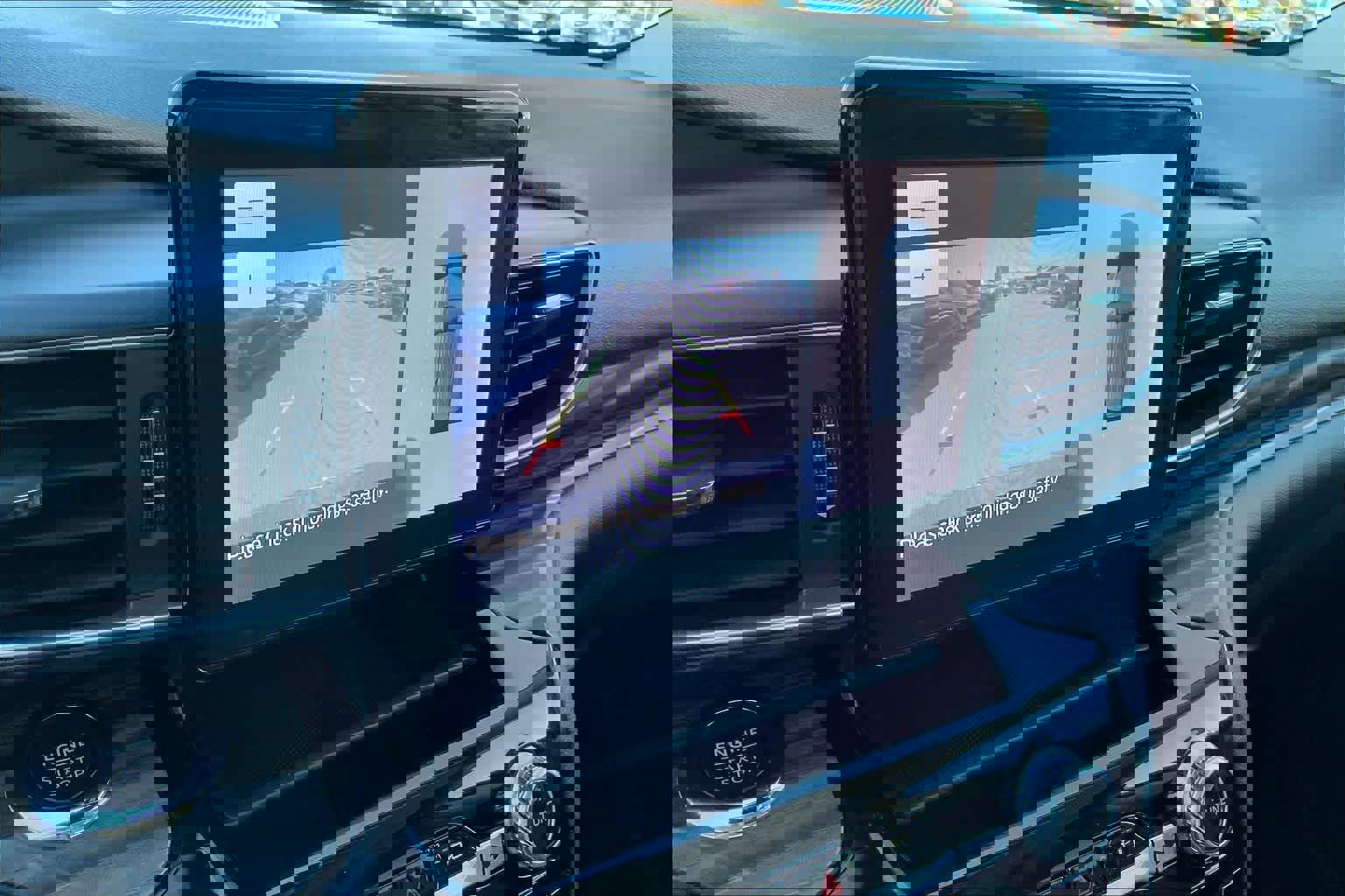 Certified 2022 Ford Explorer Limited w/ Equipment Group 301A image 26