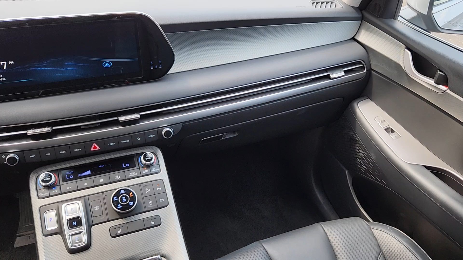 Used 2025 Hyundai Palisade SEL AWD/4WD image 6