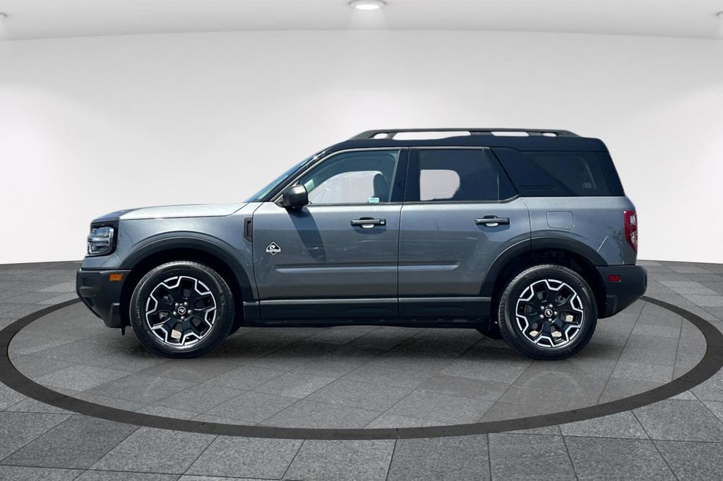Certified 2025 Ford Bronco Sport Outer Banks w/ Outer Banks Tech Package+ AWD/4WD image 9