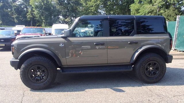 Certified 2025 Ford Bronco Outer Banks w/ Sasquatch Package AWD/4WD image 4