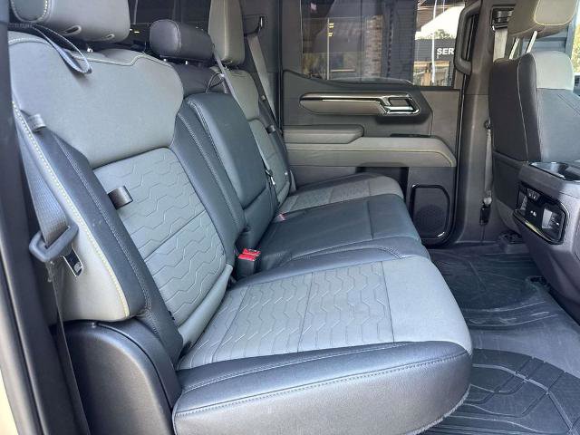 Used 2023 Chevrolet Silverado 1500 ZR2 AWD/4WD image 9