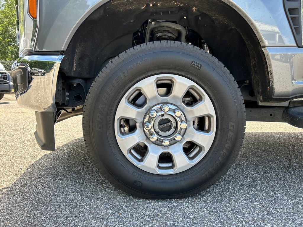 Certified 2024 Ford F250 XLT AWD/4WD image 13