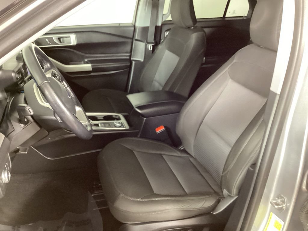 Certified 2022 Ford Explorer XLT AWD/4WD image 12