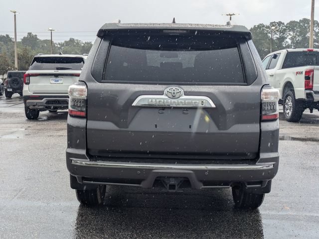 Used 2018 Toyota 4Runner Limited AWD/4WD image 5