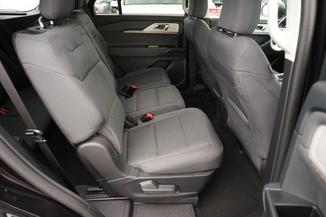 Certified 2025 Ford Explorer Active RWD image 17