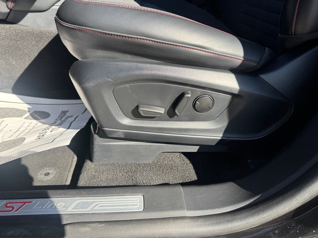 Certified 2025 Ford Explorer ST-Line image 10