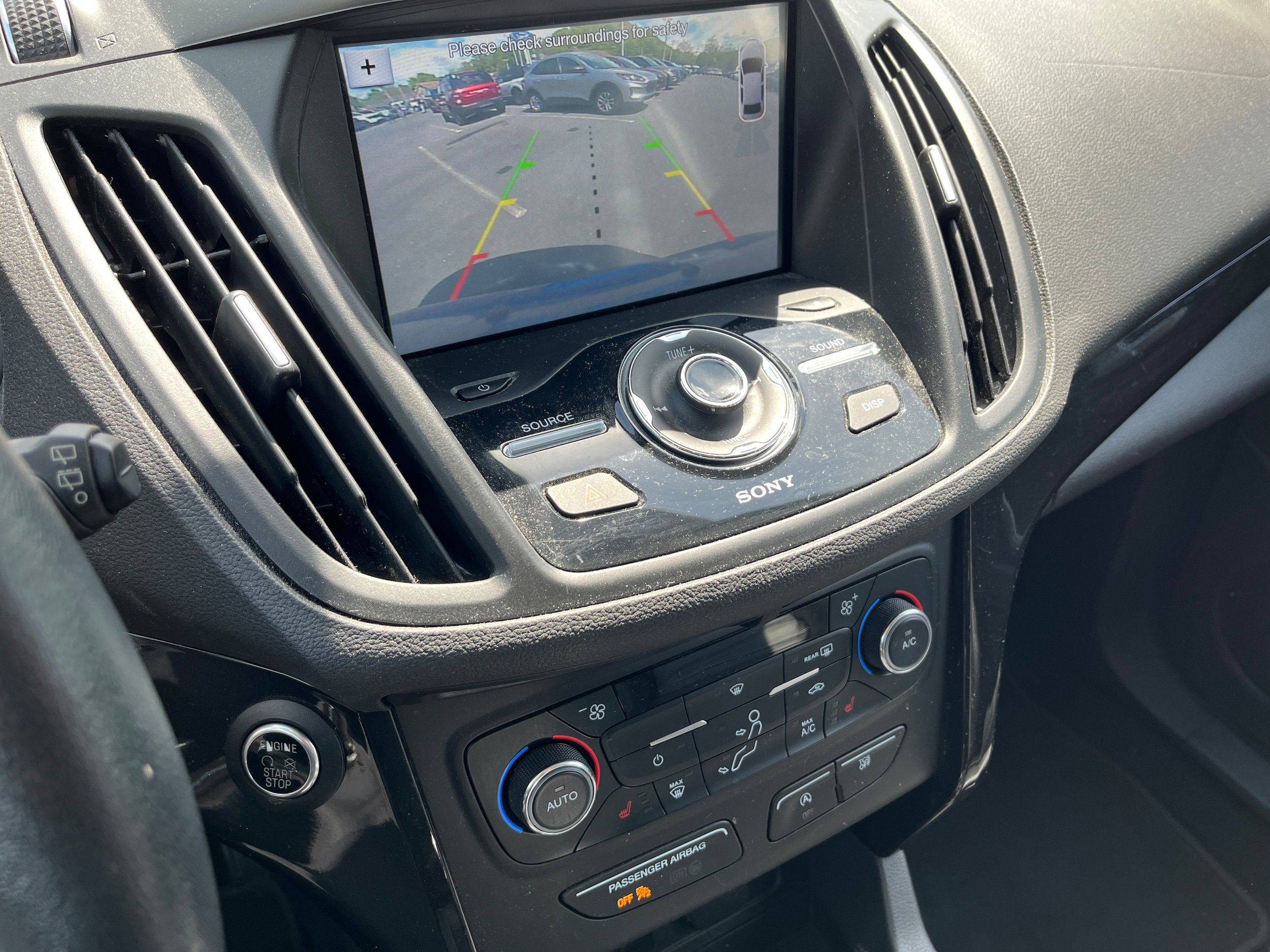 Certified 2017 Ford Escape Titanium AWD/4WD image 15